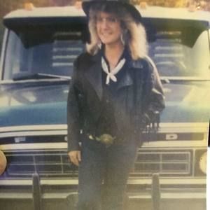 Meet your Posher, Desiree